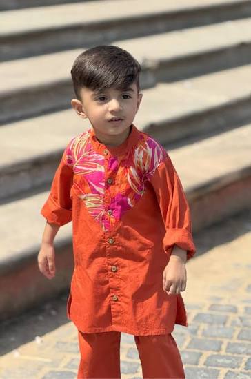 Red kurta